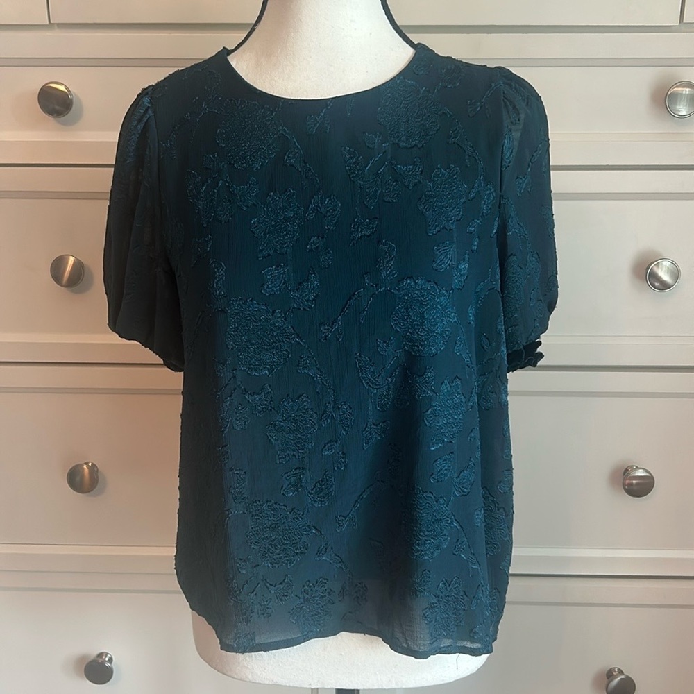 Beacon Apparel Floral Short Sleeve Blouse
